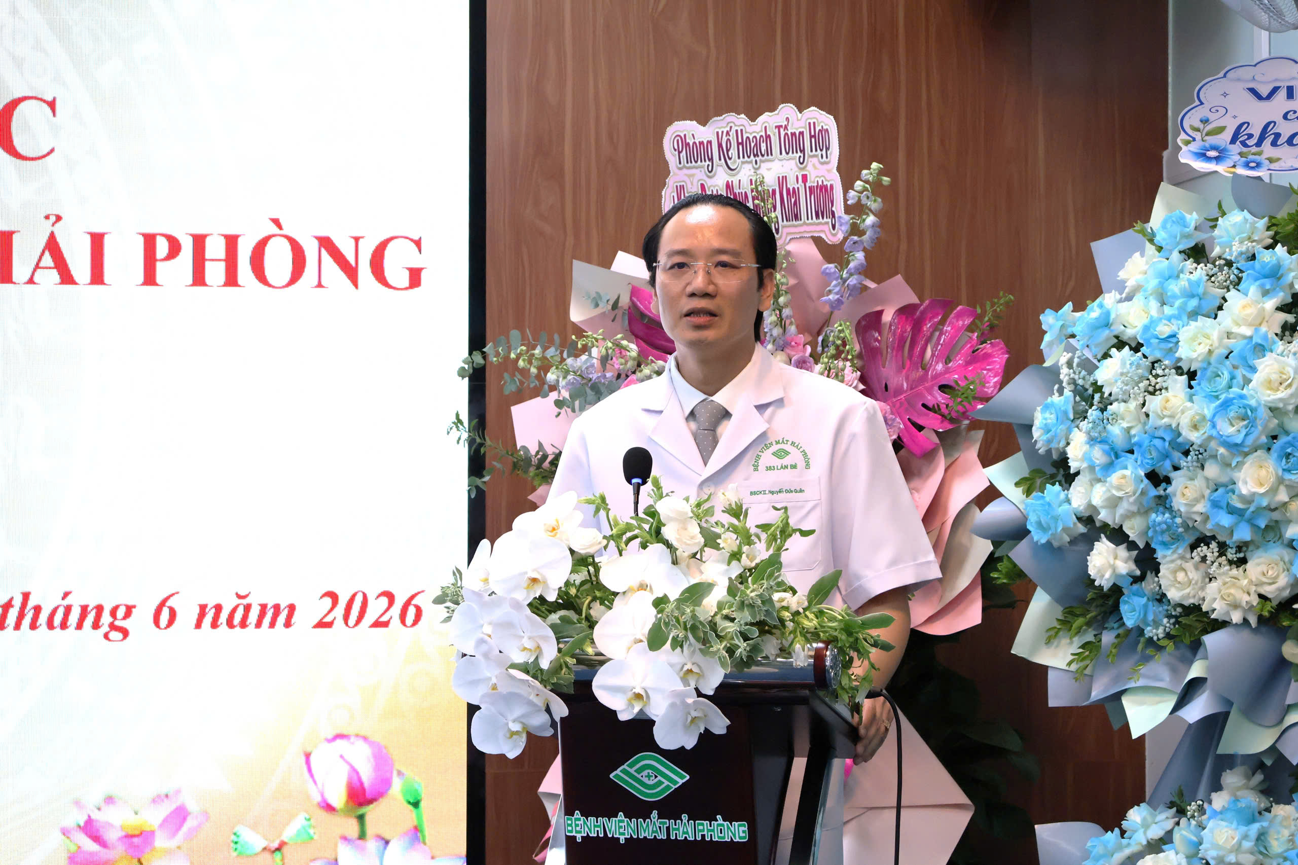 BSCKII. Nguyễn Đức Qu&acirc;n, Gi&aacute;m đốc Bệnh viện Mắt Hải Ph&ograve;ng ph&aacute;t biểu khai mạc chương tr&igrave;nh.