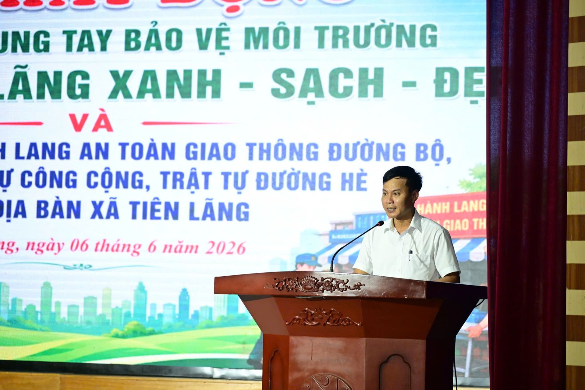 Đồng ch&iacute; L&ecirc; Duy Ước - Ph&oacute; Chủ tịch Ủy ban MTTQ Việt Nam x&atilde; phat biểu tại Lễ ph&aacute;t động.