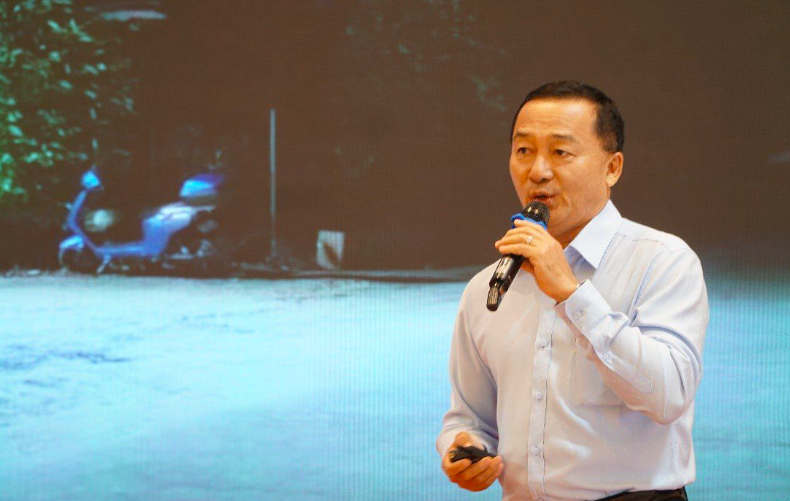 Đại diện CtyTNHH ĐQP trình bày tham luận tại Hội nghị Đại diện CtyTNHH ĐQP trình bày tham luận tại Hội nghị