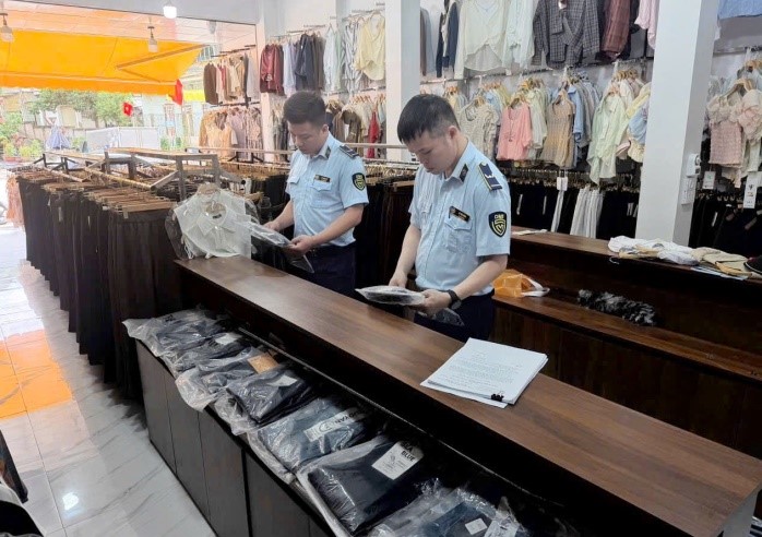 Sơn La: Xử phạt và tiêu hủy lượng lớn hàng hóa giả mạo nhãn hiệu trong đợt cao điểm