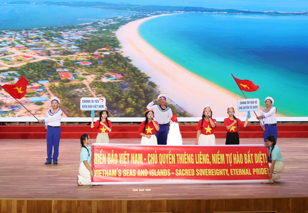 Đội Hải &Acirc;u - Tỉnh Đắk Lắk thực hiện phần thi Vượt s&oacute;ng