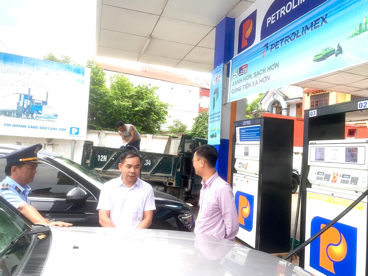 Lạng Sơn tăng cường kiểm tra việc triển khai kinh doanh xăng sinh học E10