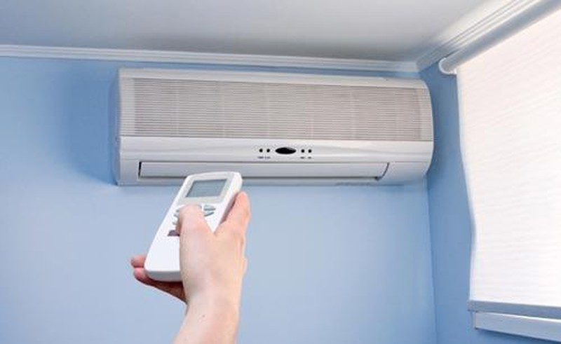 EVN khuyến cáo loạt thói quen sử dụng điều hòa gây lãng phí điện năng trong mùa nắng nóng