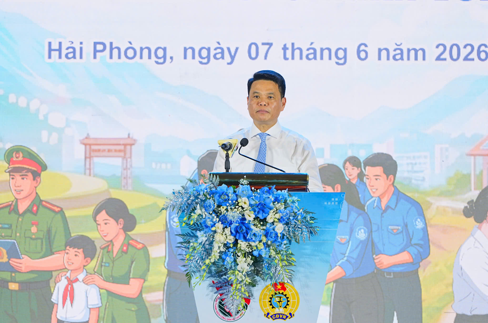 Bí thư Thành ủy Lê Ngọc Châu phát biểu chỉ đạo tại lễ ra quân. Bí thư Thành ủy Lê Ngọc Châu phát biểu chỉ đạo tại lễ ra quân.