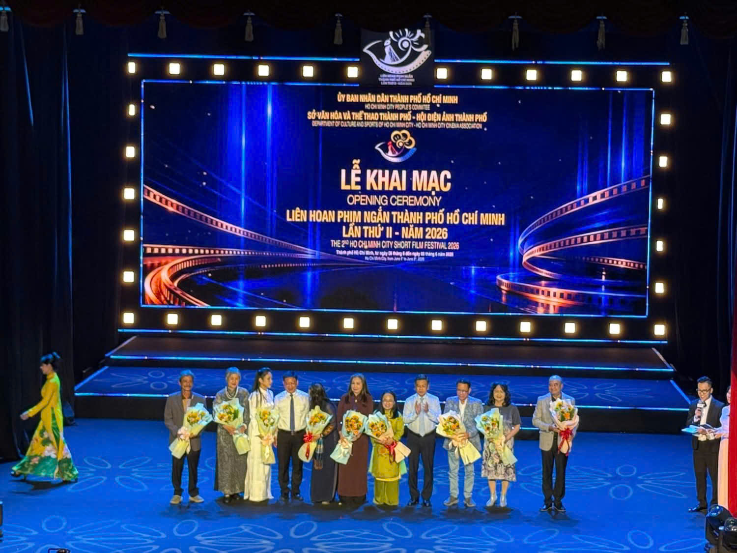 Liên hoan Phim ngắn TP HCM lần 2 - năm 2026 đang diễn ra với nhiều hoạt động sôi nổi. Liên hoan Phim ngắn TP HCM lần 2 - năm 2026 đang diễn ra với nhiều hoạt động sôi nổi.