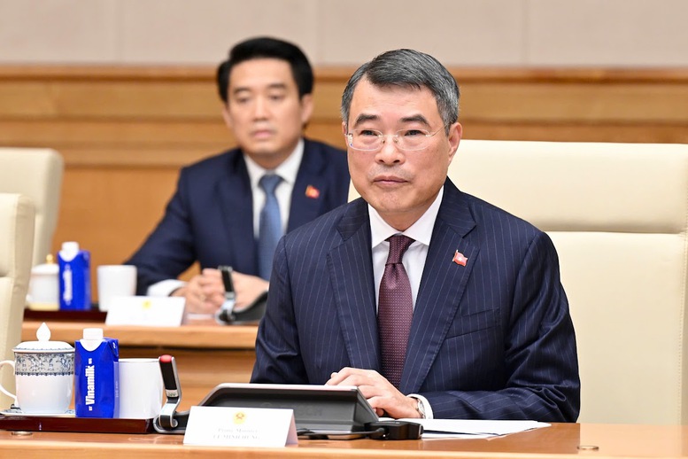 Thủ tướng L&ecirc; Minh Hưng ph&aacute;t biểu tại cuộc hội đ&agrave;m với Thủ tướng Vương quốc Th&aacute;i Lan Anutin Charnvirakul - Ảnh: VGP/Nhật Bắc