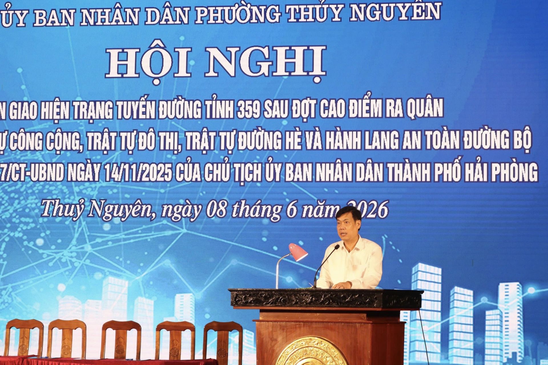 Chủ tịch UBND phường Thủy Nguyên Nguyễn Văn Viển phát biểu tại Hội nghị. Chủ tịch UBND phường Thủy Nguyên Nguyễn Văn Viển phát biểu tại Hội nghị.