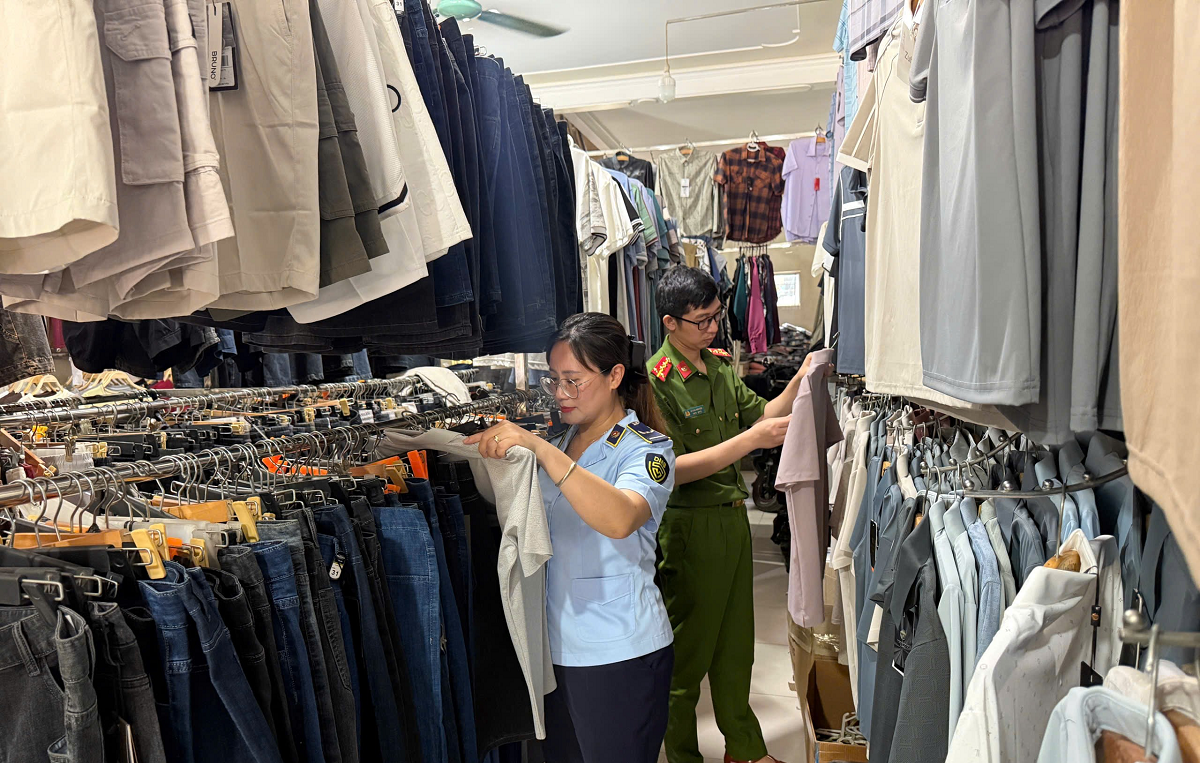 Sơn La: Xử phạt 11 cơ sở kinh doanh hàng giả mạo nhãn hiệu trong đợt cao điểm