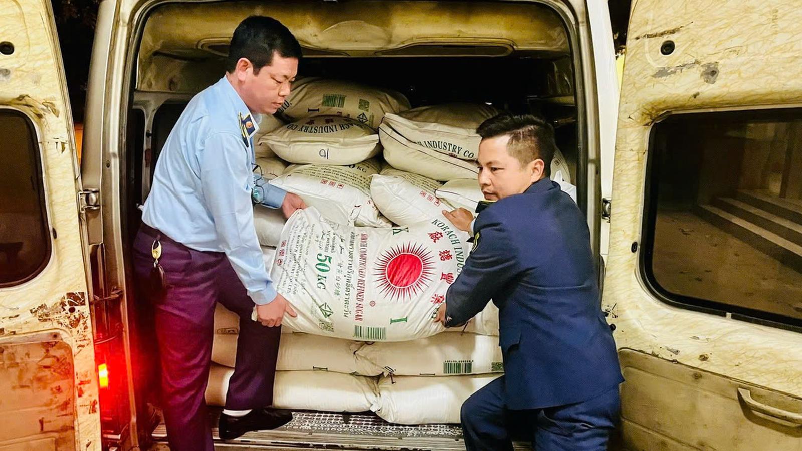 Hoạt động buôn lậu, vận chuyển đường trái phép vẫn diễn biến phức tạp