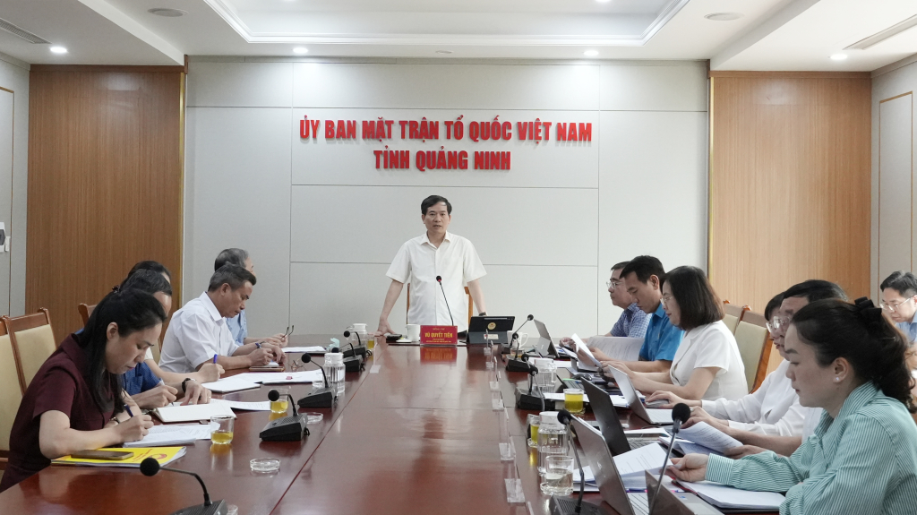 Hội nghị nghe báo cáo về công tác chuẩn bị Đại hội thành lập Hội Người cao tuổi tỉnh Quảng Ninh Hội nghị nghe báo cáo về công tác chuẩn bị Đại hội thành lập Hội Người cao tuổi tỉnh Quảng Ninh