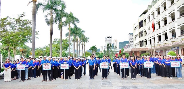 Quang cảnh Lễ ra quân. Ảnh: TĐGL Quang cảnh Lễ ra quân. Ảnh: TĐGL