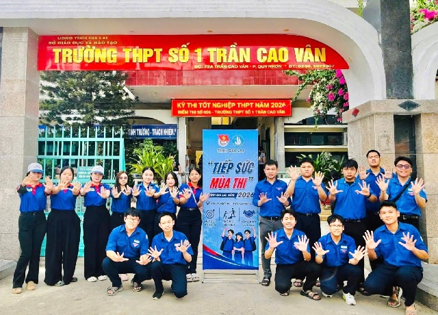Một số điểm “Tiếp sức mùa thi” ở khu vực Đông Gia Lai. Ảnh: TĐGL Một số điểm “Tiếp sức mùa thi” ở khu vực Đông Gia Lai. Ảnh: TĐGL