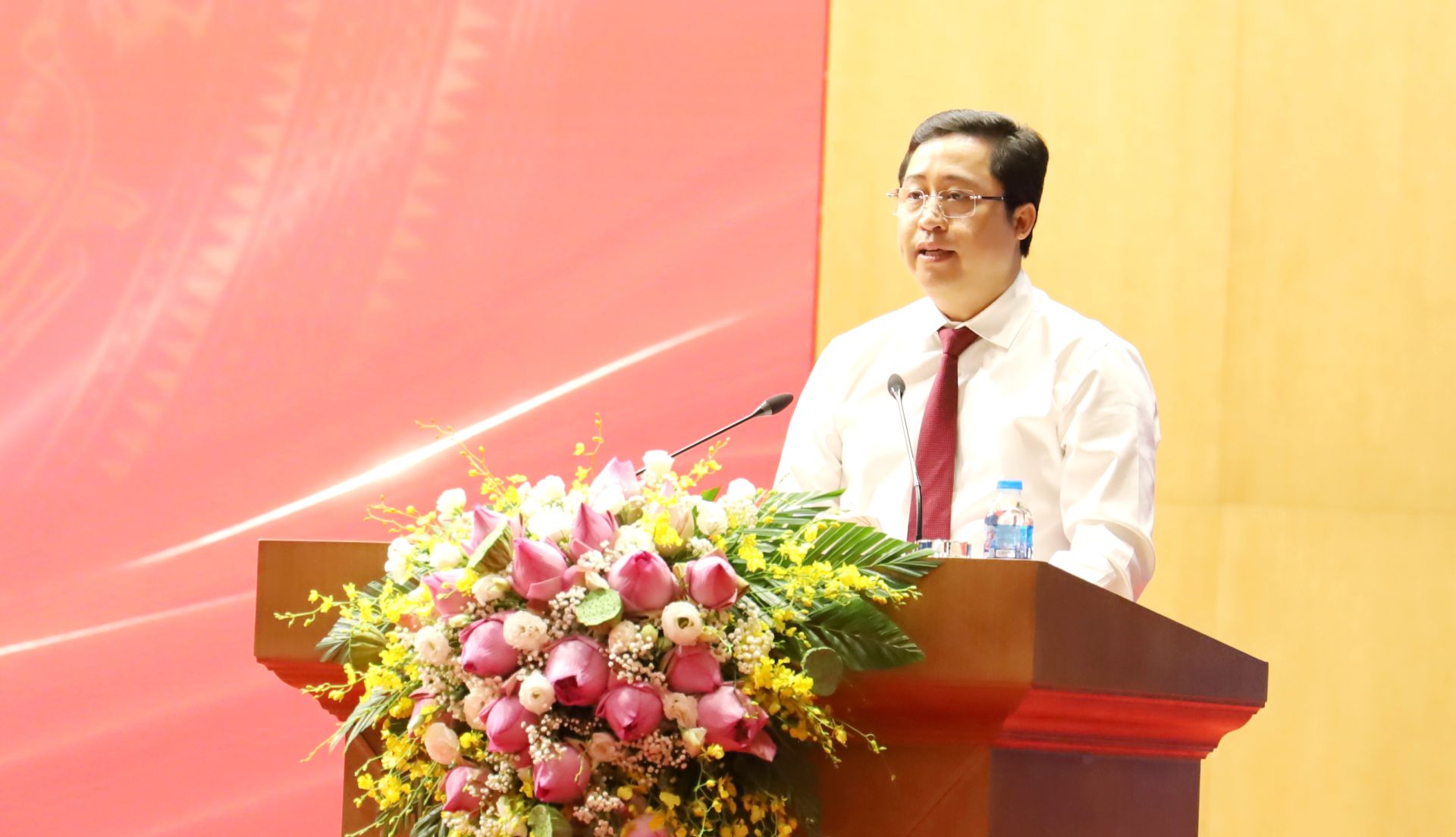 Bí thư Tỉnh ủy Dương Quốc Huy khai mạc Hội Thảo Bí thư Tỉnh ủy Dương Quốc Huy khai mạc Hội Thảo