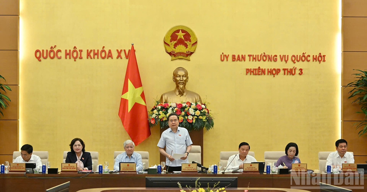 Khai mạc Phiên họp thứ 3 của Ủy ban Thường vụ Quốc hội