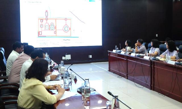 Các đại biểu tham dự tại buổi làm việc. Các đại biểu tham dự tại buổi làm việc.