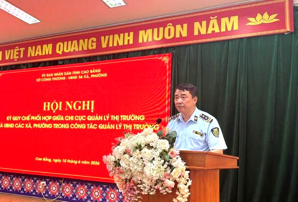 Chi cục trưởng Chi cục Quản lý thị trường tỉnh Cao Bằng Trần Mạnh Hùng Chi cục trưởng Chi cục Quản lý thị trường tỉnh Cao Bằng Trần Mạnh Hùng