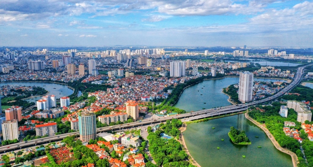 Áp lực tăng trưởng cao đặt các địa phương vào cuộc đua bứt tốc