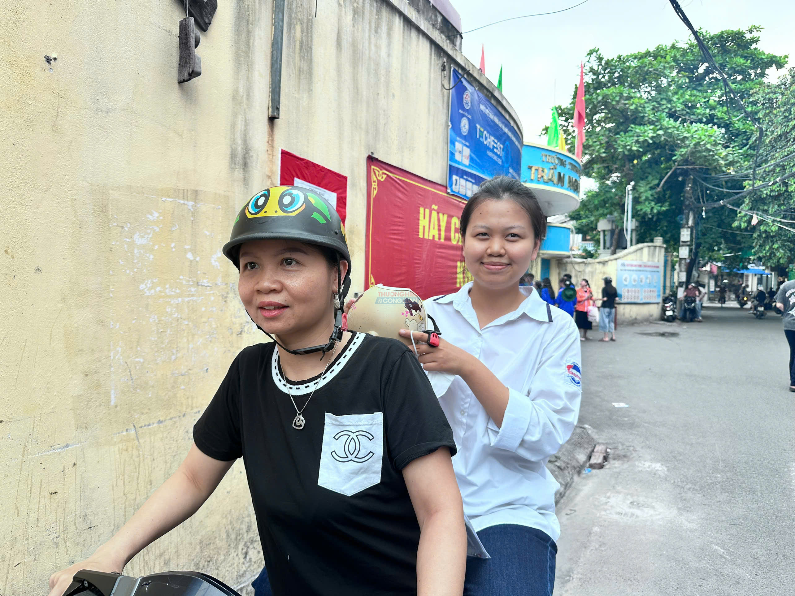 Đề Toán năm nay được đánh giá là vừa sức, thí sinh tự tin đạt điểm 8+. Đề Toán năm nay được đánh giá là vừa sức, thí sinh tự tin đạt điểm 8+.