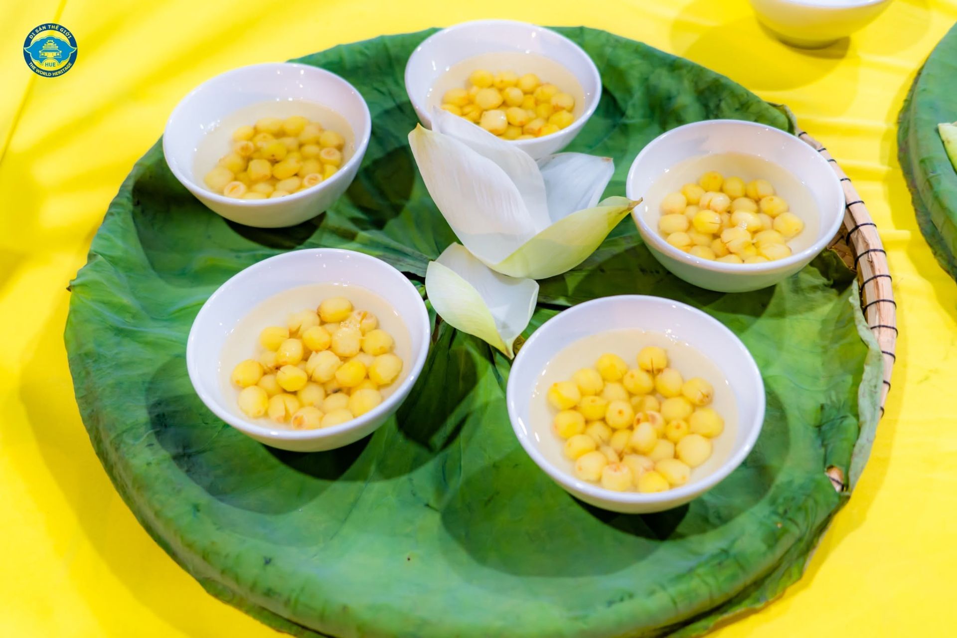 ẩm thực chè hạt sen Huế ẩm thực chè hạt sen Huế