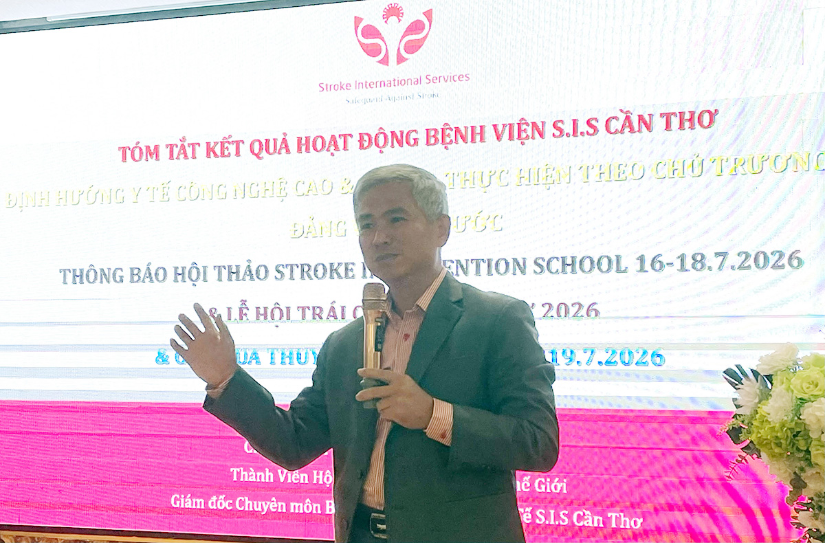 TS.BS Trần Ch&iacute; Cường b&aacute;o c&aacute;o Kết quả hoạt động Bệnh viện Đa khoa Quốc tế S.I.S Cần Thơ