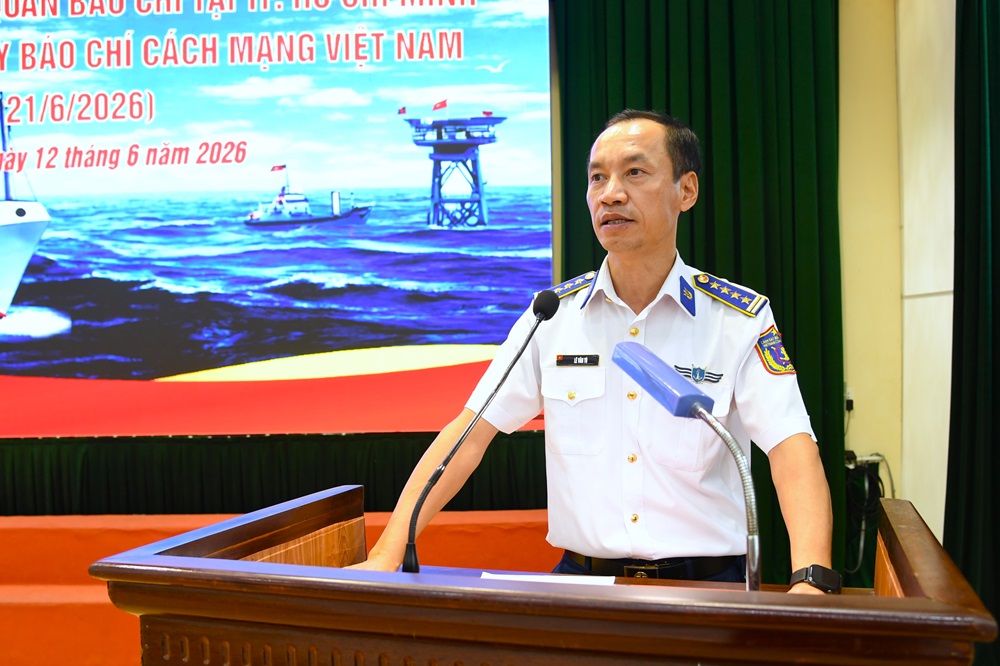Đại t&aacute; L&ecirc; Văn T&uacute;, Ch&iacute;nh ủy V&ugrave;ng ph&aacute;t biểu tại Hội nghị
