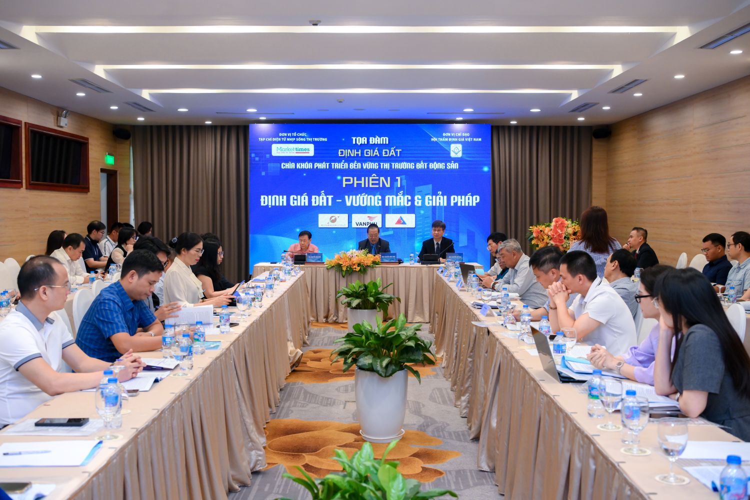 Toàn cảnh sự kiện Toàn cảnh sự kiện