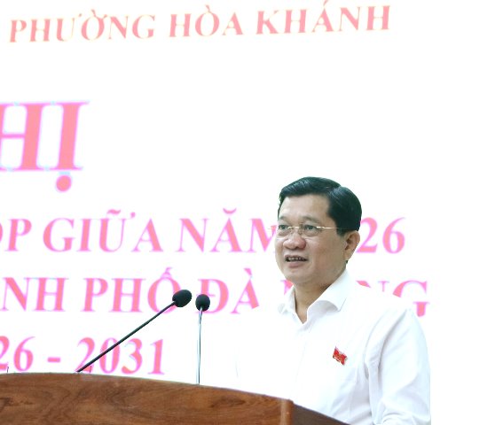 Ủy viên Thường vụ - Phó Chủ tịch Thường trực HĐND TP. Đà Nẵng Trần Phước Sơn phát biểu. Ủy viên Thường vụ - Phó Chủ tịch Thường trực HĐND TP. Đà Nẵng Trần Phước Sơn phát biểu.