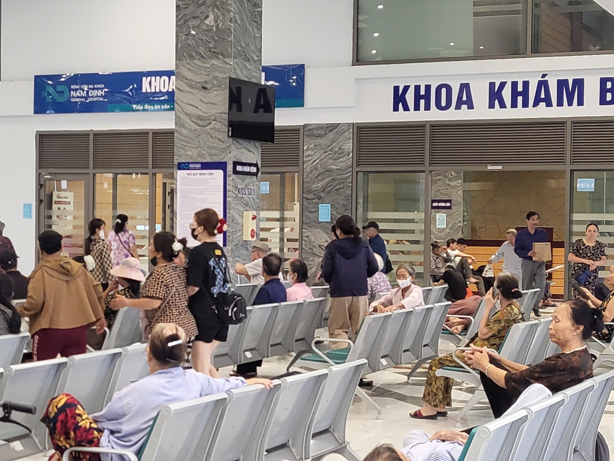 Thay đổi điều kiện hưởng 100% chi phí khám chữa bệnh bảo hiểm y tế từ ngày 1/7