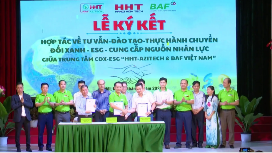 Lễ ký kết hợp tác trong khuôn khổ hội thảo Lễ ký kết hợp tác trong khuôn khổ hội thảo
