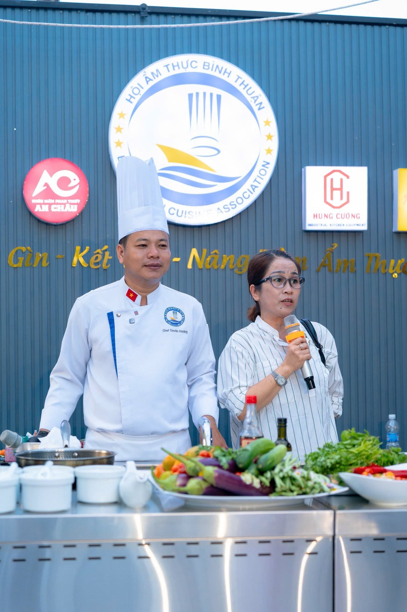 Từ hương vị bản địa đến bàn ăn đại dương: Khi ẩm thực kể chuyện về vùng đất