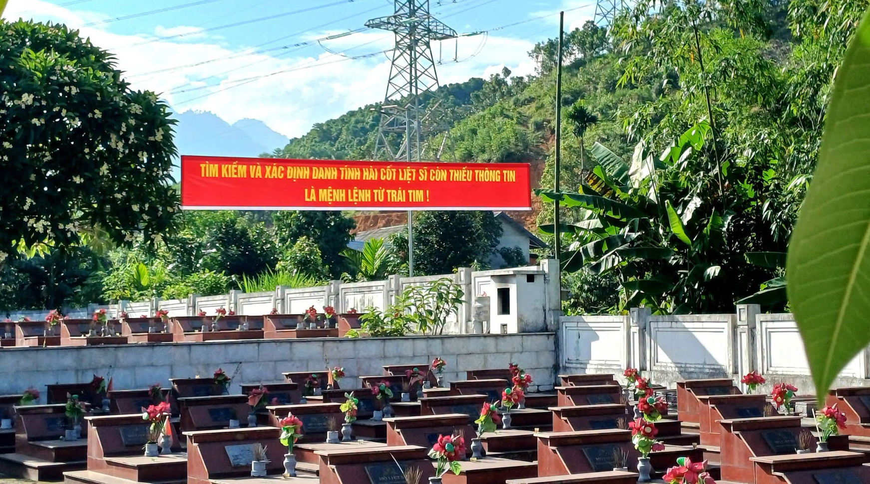 Lào Cai triển khai "Chiến dịch 500 ngày đêm" tìm kiếm, quy tập và xác định danh tính hài cốt liệt sĩ
