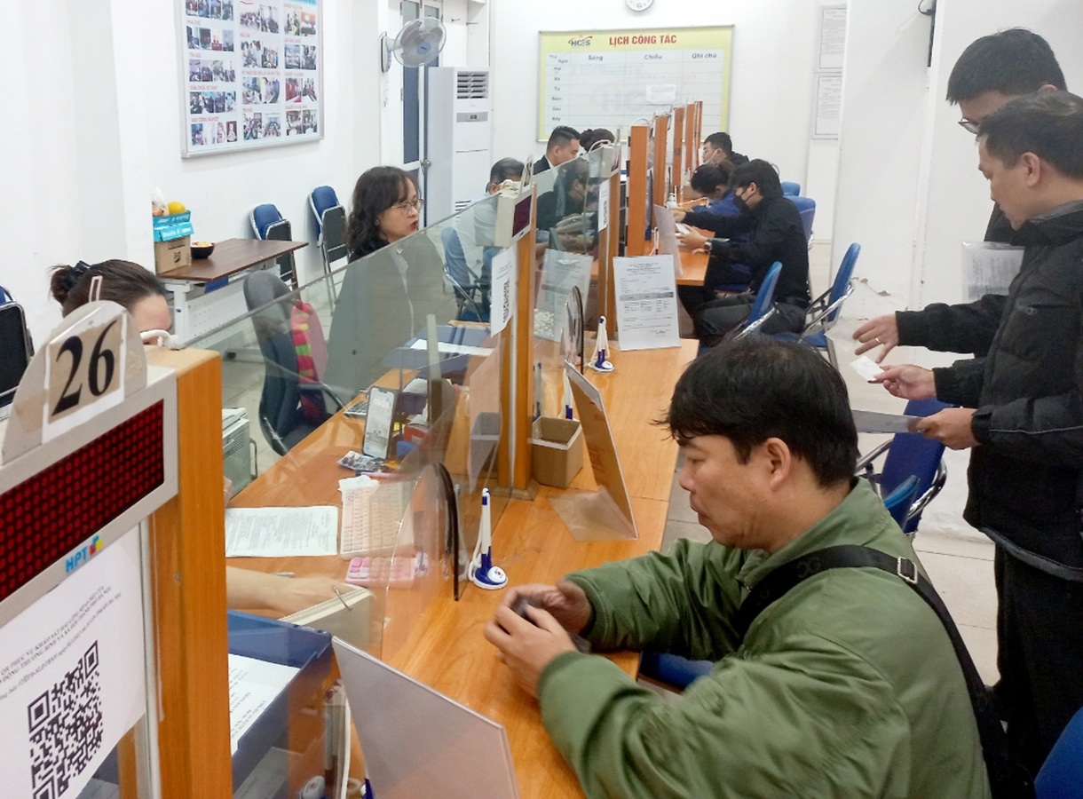Đủ điều kiện nghỉ hưu không được nhận trợ cấp thất nghiệp