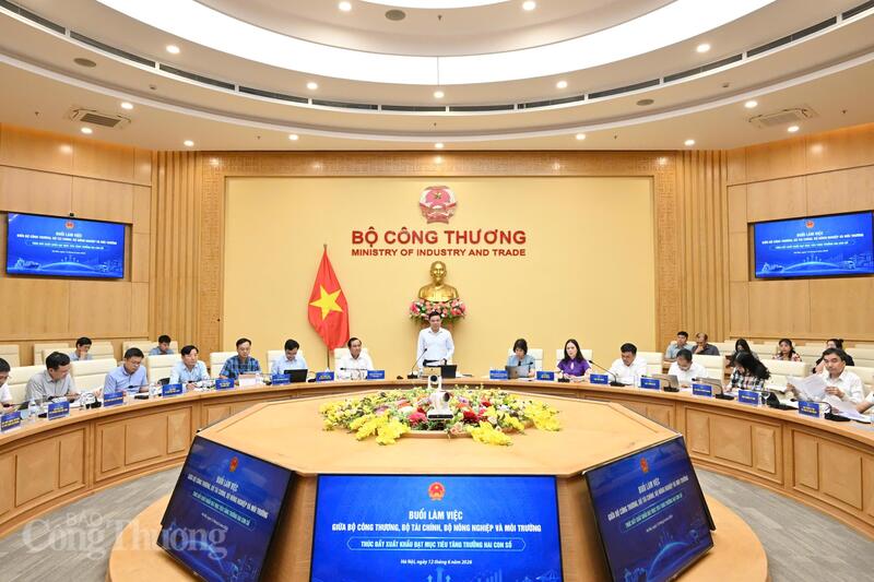 Các Bộ phối hợp triển khai các giải pháp thúc đẩy xuất khẩu đạt mục tiêu tăng trưởng hai con số