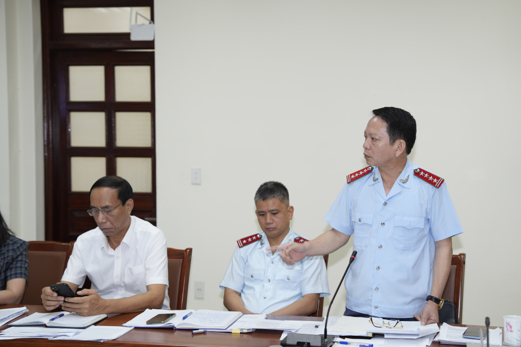 Chánh Thanh tra tỉnh Quảng Ninh phát biểu làm rõ một số nội dung kiến nghị của người dân Chánh Thanh tra tỉnh Quảng Ninh phát biểu làm rõ một số nội dung kiến nghị của người dân