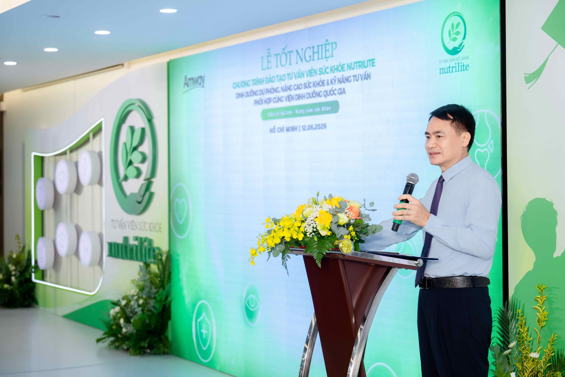 PGS.TS. Trần Thanh Dương, Viện trưởng Viện Dinh dưỡng Quốc gia ph&aacute;t biểu trong buổi lễ