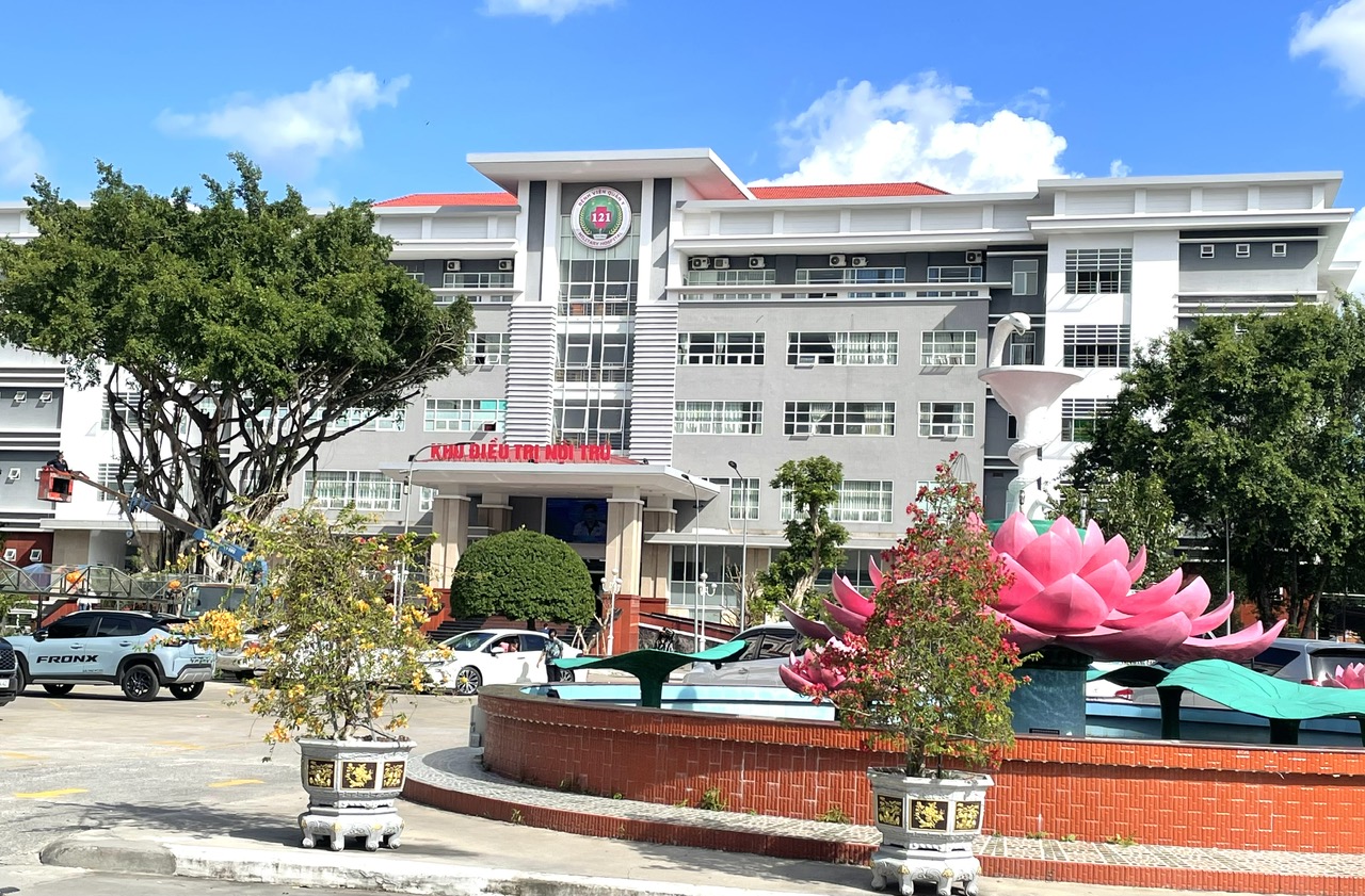 Khu điều trị nội tr&uacute; Bệnh viện Qu&acirc;n y 121