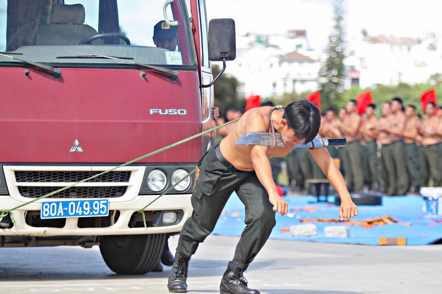 Tại lễ khai mạc hội thao, lực lượng c&ocirc;ng an sẽ biểu diễn nhiều tiết mục kh&iacute; c&ocirc;ng đặc sắc