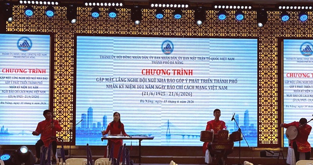 Lãnh đạo Đà Nẵng gặp mặt, lắng nghe đội ngũ nhà báo góp ý phát triển thành phố