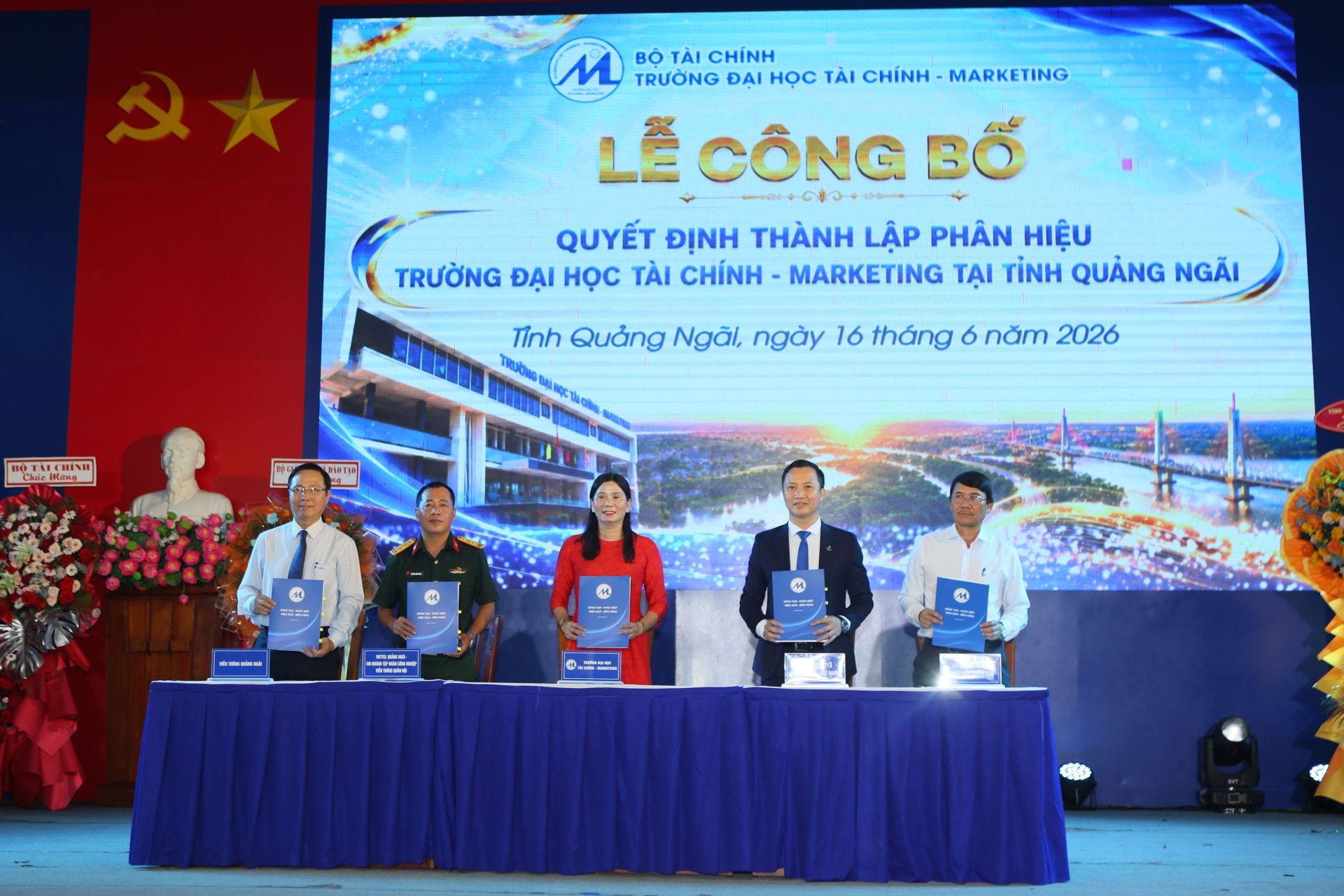 BSR và Phân hiệu Đại học Tài chính - Marketing tại Quảng Ngãi hợp tác, thúc đẩy đào tạo nguồn nhân lực chất lượng cao