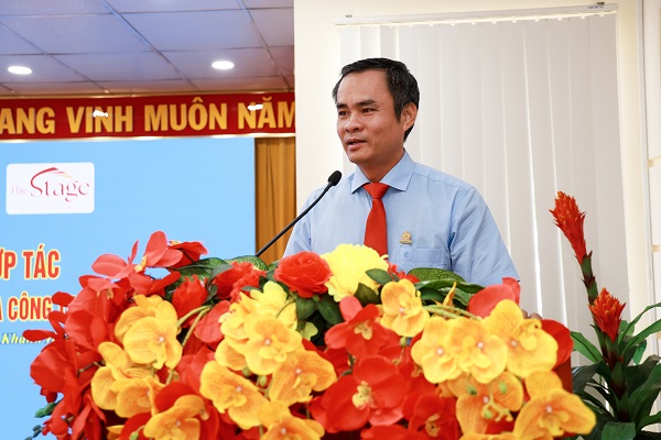 Ông Nguyễn Thanh Hải- Tổng Giám Đốc Công ty Yến sào Khánh Hòa phát biểu Ông Nguyễn Thanh Hải- Tổng Giám Đốc Công ty Yến sào Khánh Hòa phát biểu