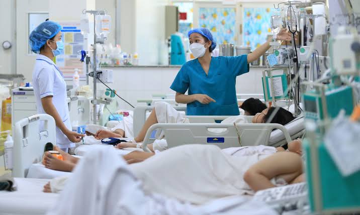 Hà Nội ban hành loạt chính sách mới thu hút nhân lực y tế chất lượng cao