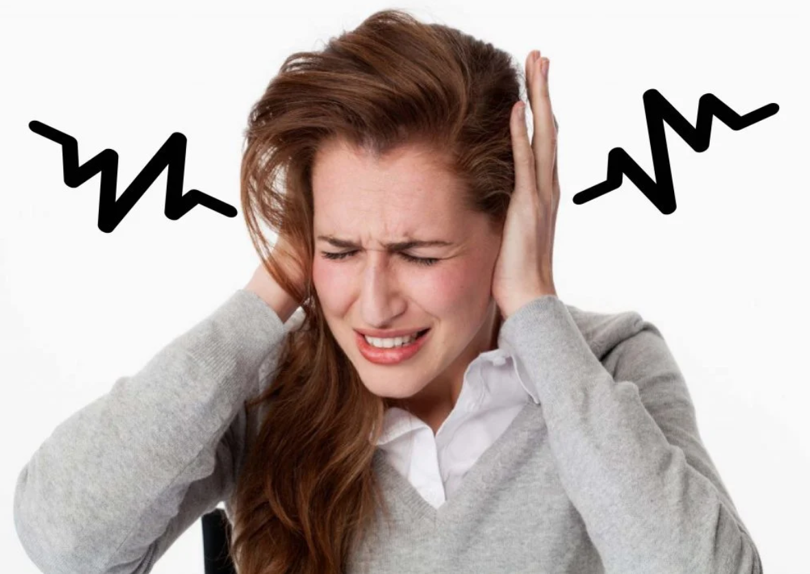Tiếp xúc với tiếng ồn lớn có thể gây ù tai Tiếp xúc với tiếng ồn lớn có thể gây ù tai