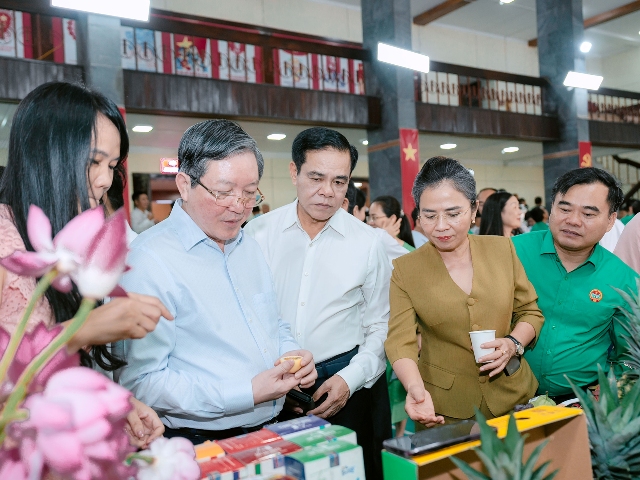 Nghệ An lắng nghe tiếng nói nông dân, tháo gỡ những điểm nghẽn trong phát triển nông nghiệp