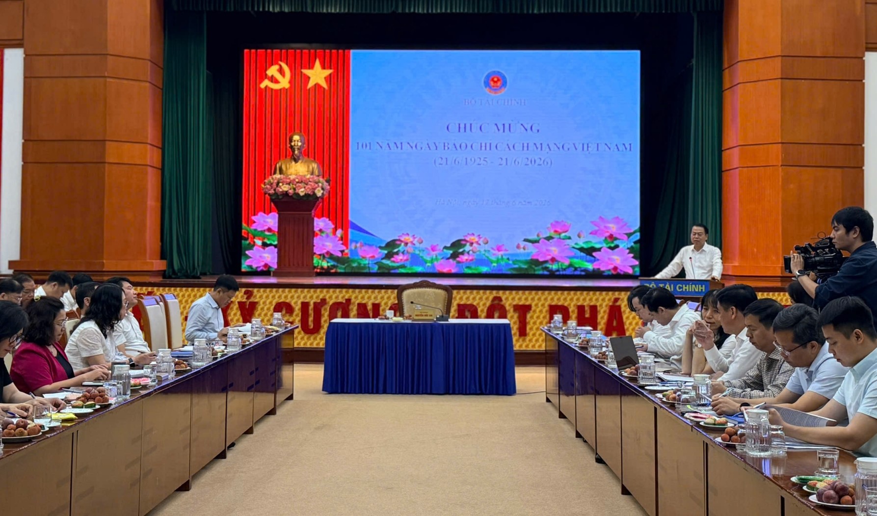 Quang cảnh buổi Họp báo thường kỳ quý II/2026 của Bộ Tài chính. Ảnh: BTC Quang cảnh buổi Họp báo thường kỳ quý II/2026 của Bộ Tài chính. Ảnh: BTC