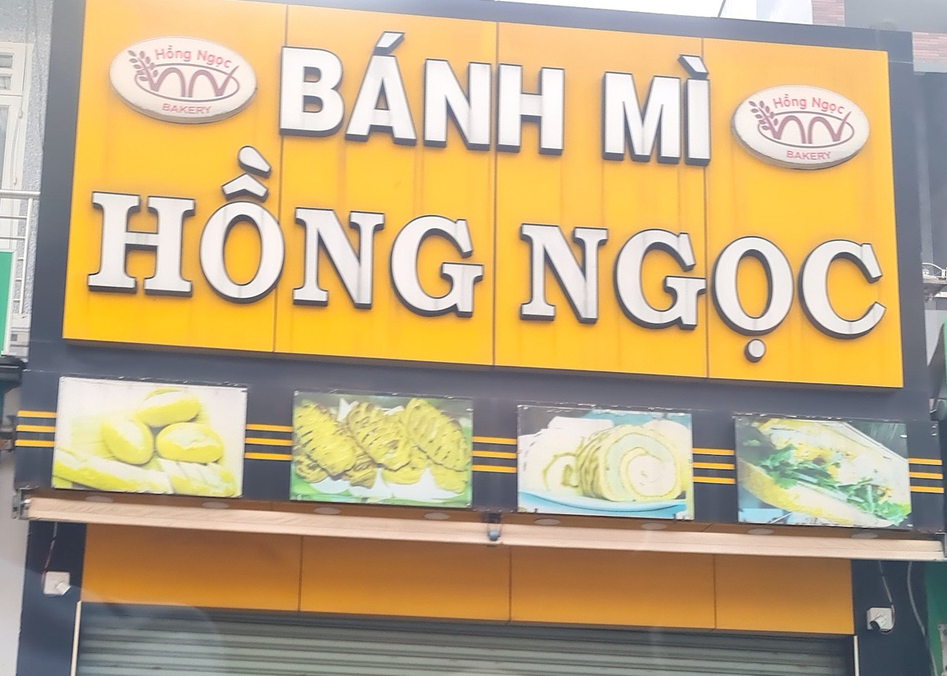 Cục An toàn thực phẩm chỉ đạo khẩn vụ 22 người nhập viện nghi ngộ độc bánh mì