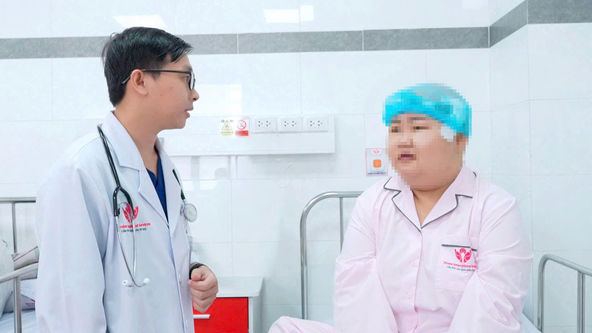 Bệnh nhân bị klhối u não nhiều năm vừa được phẫu thuật Bệnh nhân bị klhối u não nhiều năm vừa được phẫu thuật