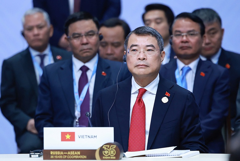 Thủ tướng Chính phủ Lê Minh Hưng dẫn đầu Đoàn đại biểu cấp cao Việt Nam tham dự phiên toàn thể Hội nghị Cấp cao Kỷ niệm 35 năm quan hệ ASEAN - Nga - Ảnh: VGP/Nhật Bắc Thủ tướng Chính phủ Lê Minh Hưng dẫn đầu Đoàn đại biểu cấp cao Việt Nam tham dự phiên toàn thể Hội nghị Cấp cao Kỷ niệm 35 năm quan hệ ASEAN - Nga - Ảnh: VGP/Nhật Bắc