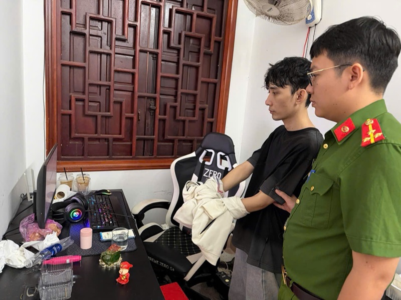 Hưng Yên: Triệt phá đường dây làm giả giấy tờ, tài liệu của cơ quan, tổ chức