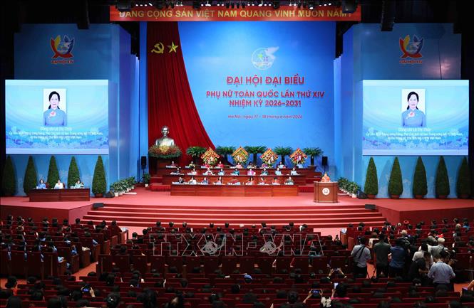 Chủ tịch Hội Liên hiệp Phụ nữ Việt Nam Lê Thị Thủy đọc diễn văn khai mạc Đại hội. Ảnh: An Đăng/TTXVN Chủ tịch Hội Liên hiệp Phụ nữ Việt Nam Lê Thị Thủy đọc diễn văn khai mạc Đại hội. Ảnh: An Đăng/TTXVN