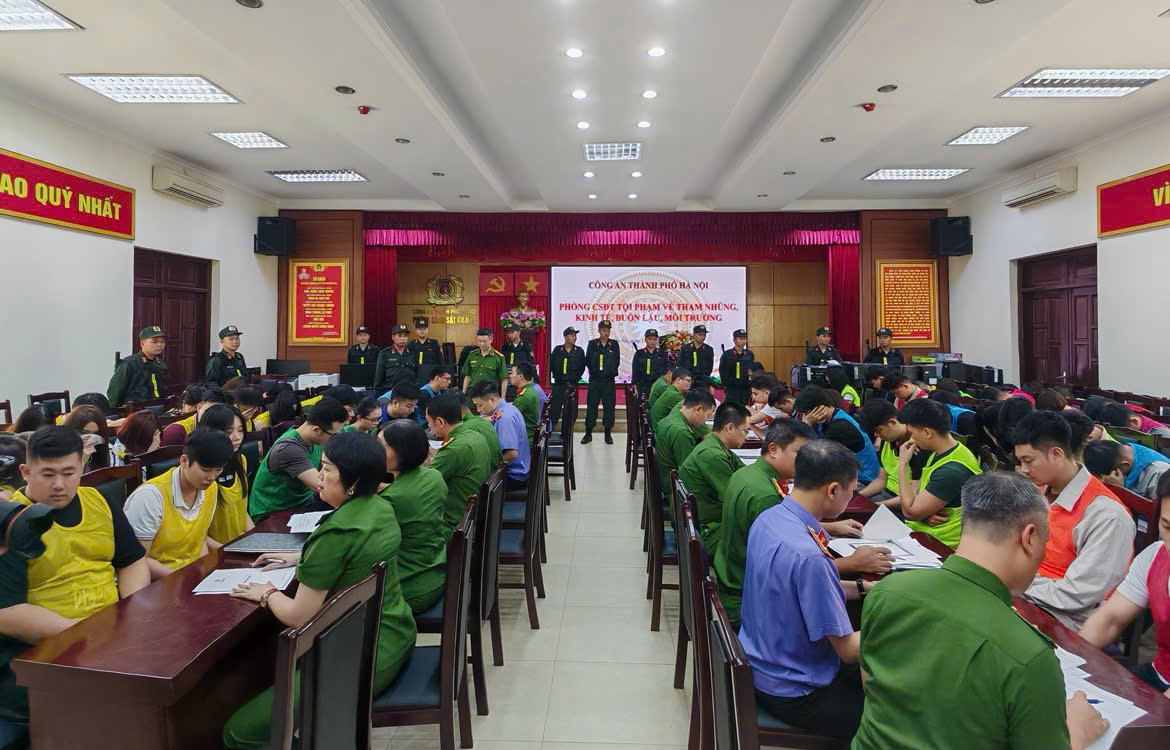 Cơ quan công an làm việc với các đối tượng liên quan đến vụ án. (Ảnh: CACC) Cơ quan công an làm việc với các đối tượng liên quan đến vụ án. (Ảnh: CACC)